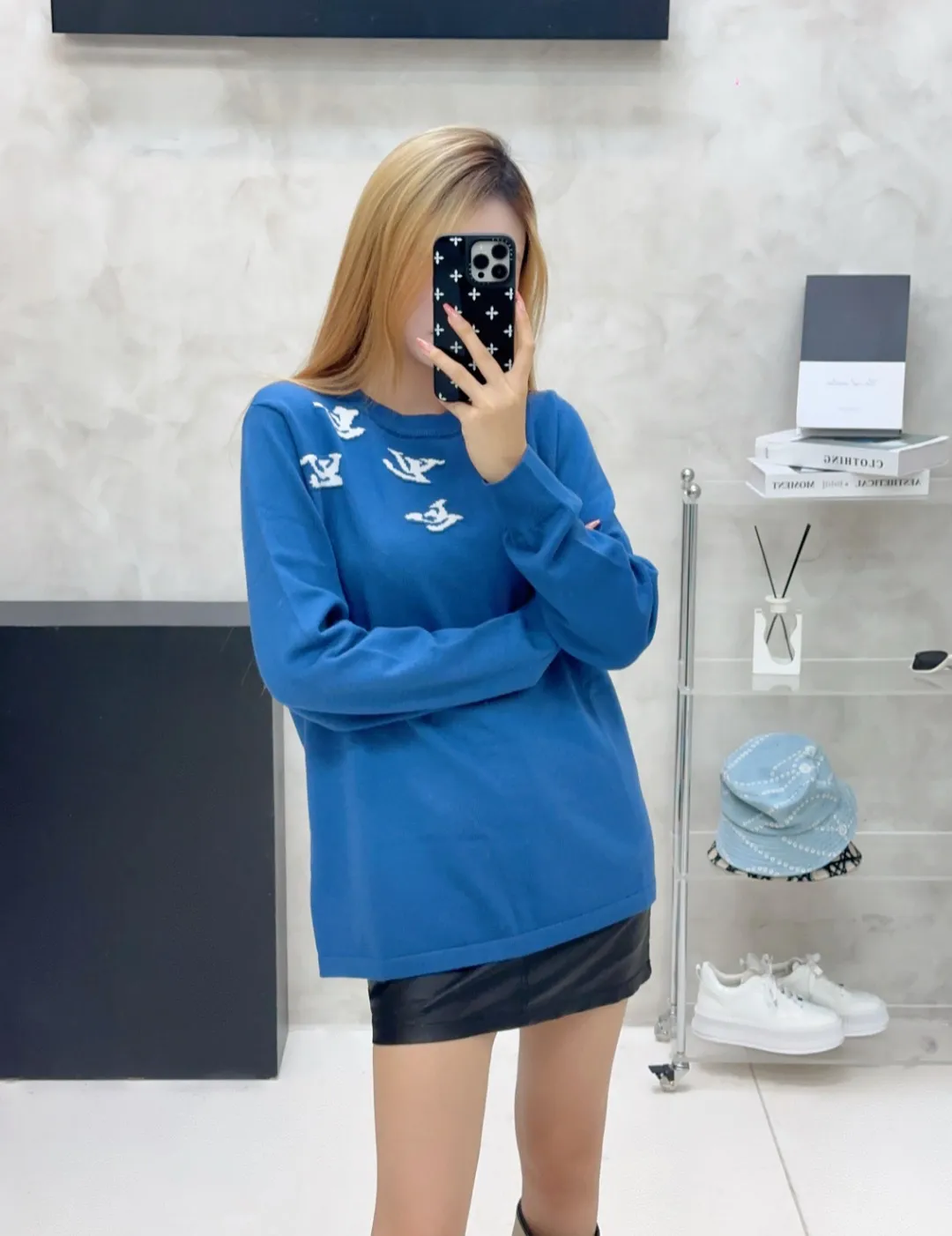 Louis Vuitton/